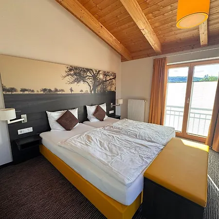 Boutique & Wellnesshotel Thalmaessing Otel Thalmassing (Roth)